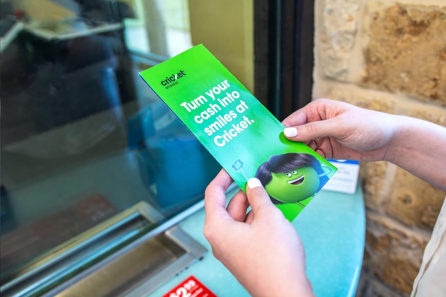 OOH advertising with cash jackets at banks